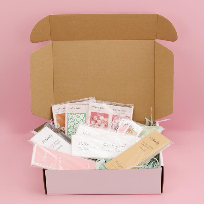 Logo ile Karton Nakliye Kutuları Özel Basılmış Paketleme Mailer Kutusu Pembe 9