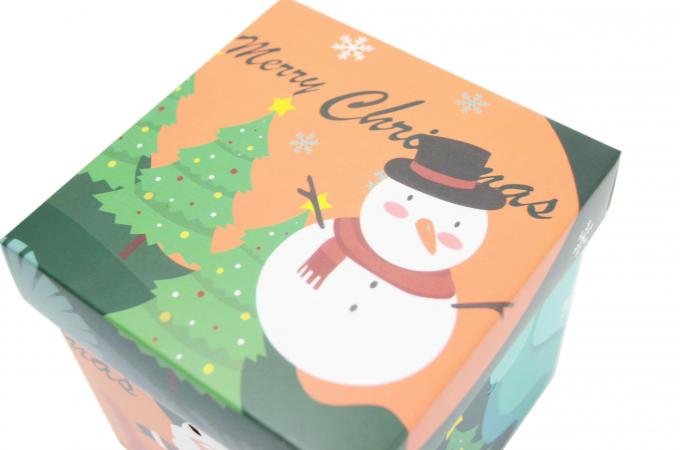 Özel Noel Noel Kardan Adam Küçük Basılı Hediye Ambalajı Kapaklı Noel Hediye Şeker Kutuları 9